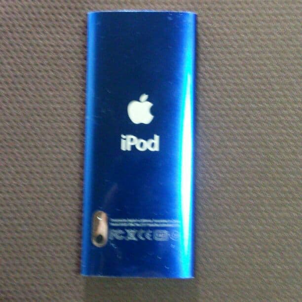 ポータブルプレーヤー iPodnano