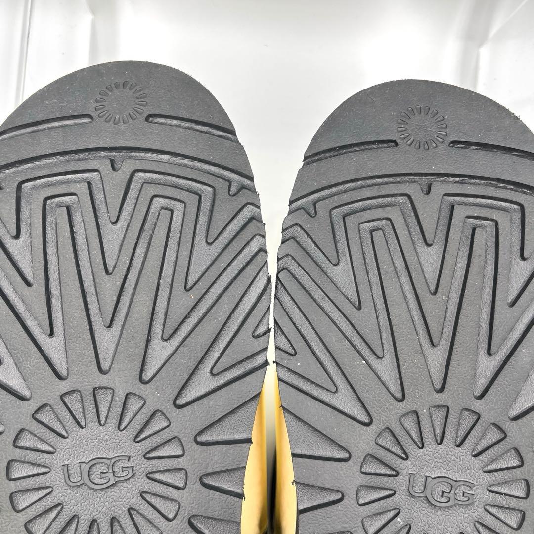 【美品】UGG CLASSIC CLEAR MINI アイボリー