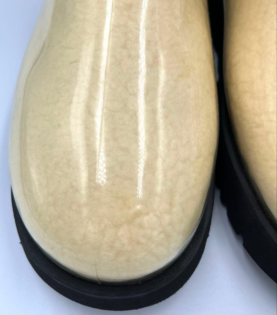【美品】UGG CLASSIC CLEAR MINI アイボリー