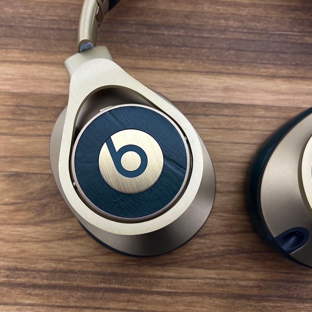 【激レア】beats Executive AUDEMARS PIGUET