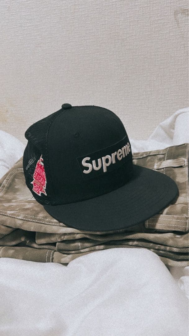 Supreme ブラック メッシュキャップ 2024