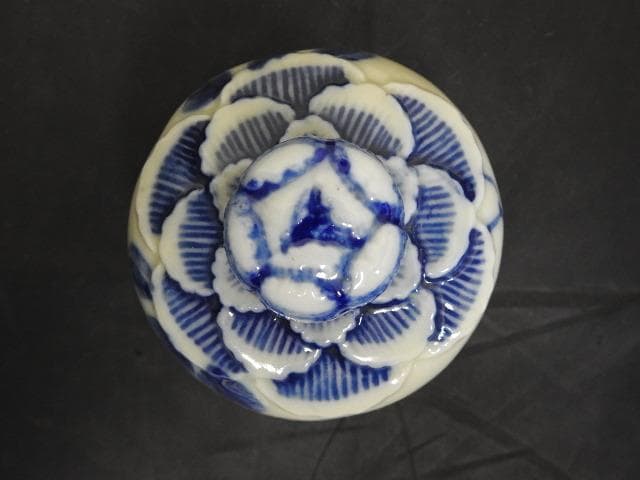 瀬戸蓋物牡丹茶入　MA699