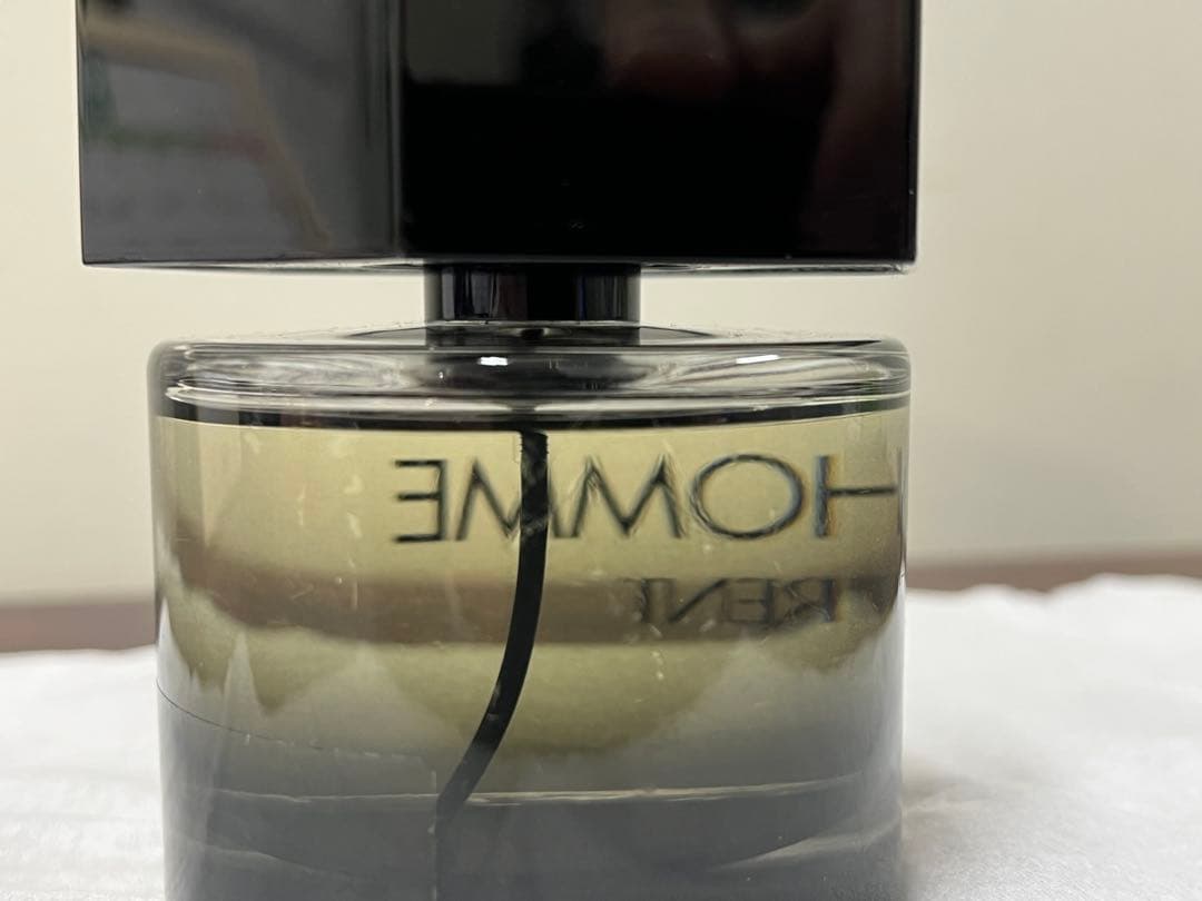 ラ ニュイ ド ロム イヴ・サンローラン　60ml