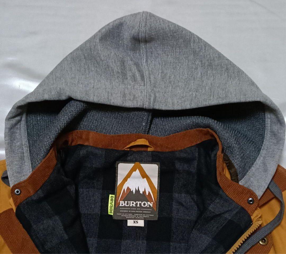 【BURTON】バートンのスノーボードジャケット（XSサイズ）
