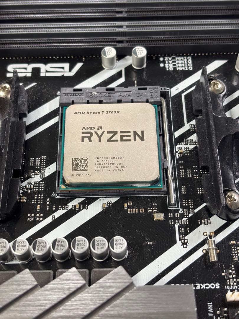 CPU [Good Vibrations] AMD Ryzen 7 2700x