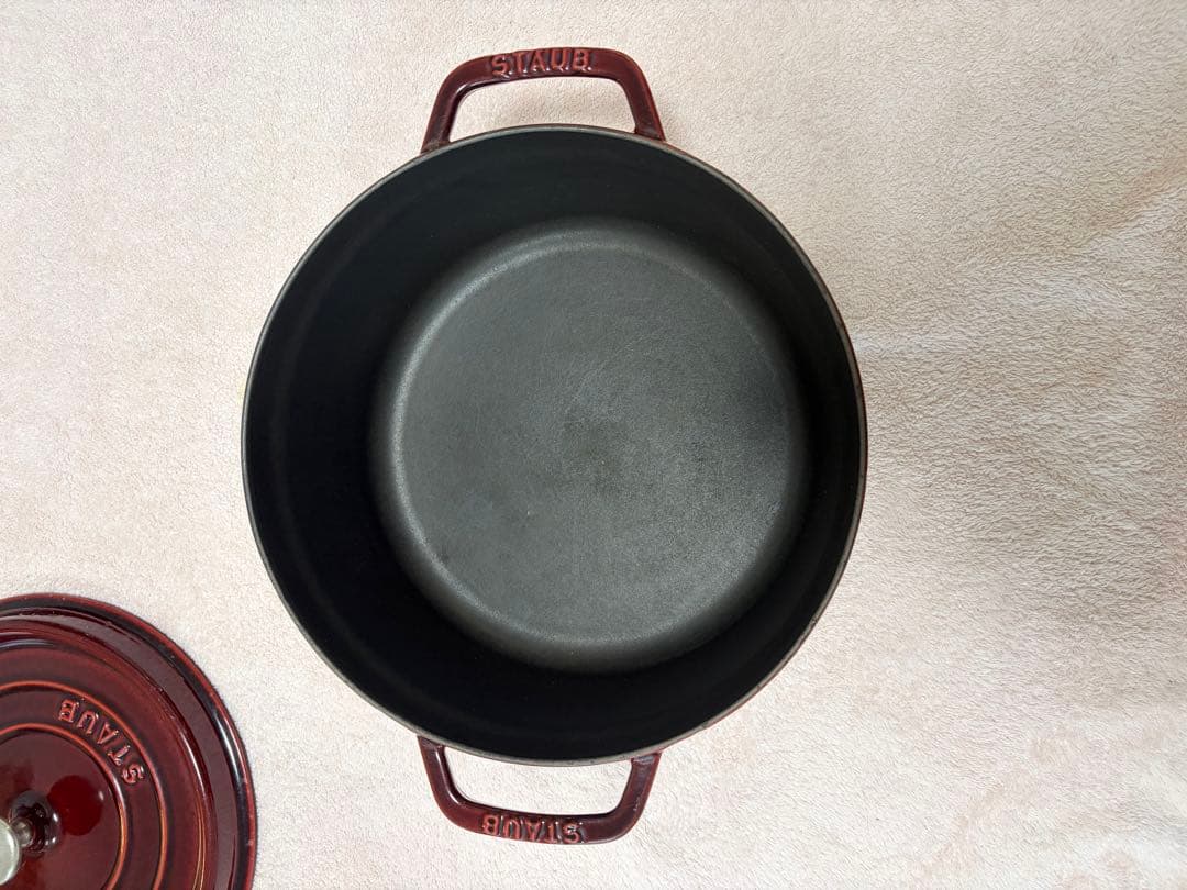 STAUB ストウブ ラ・ココット 24cm グラナダレッド 鋳物 フランス製