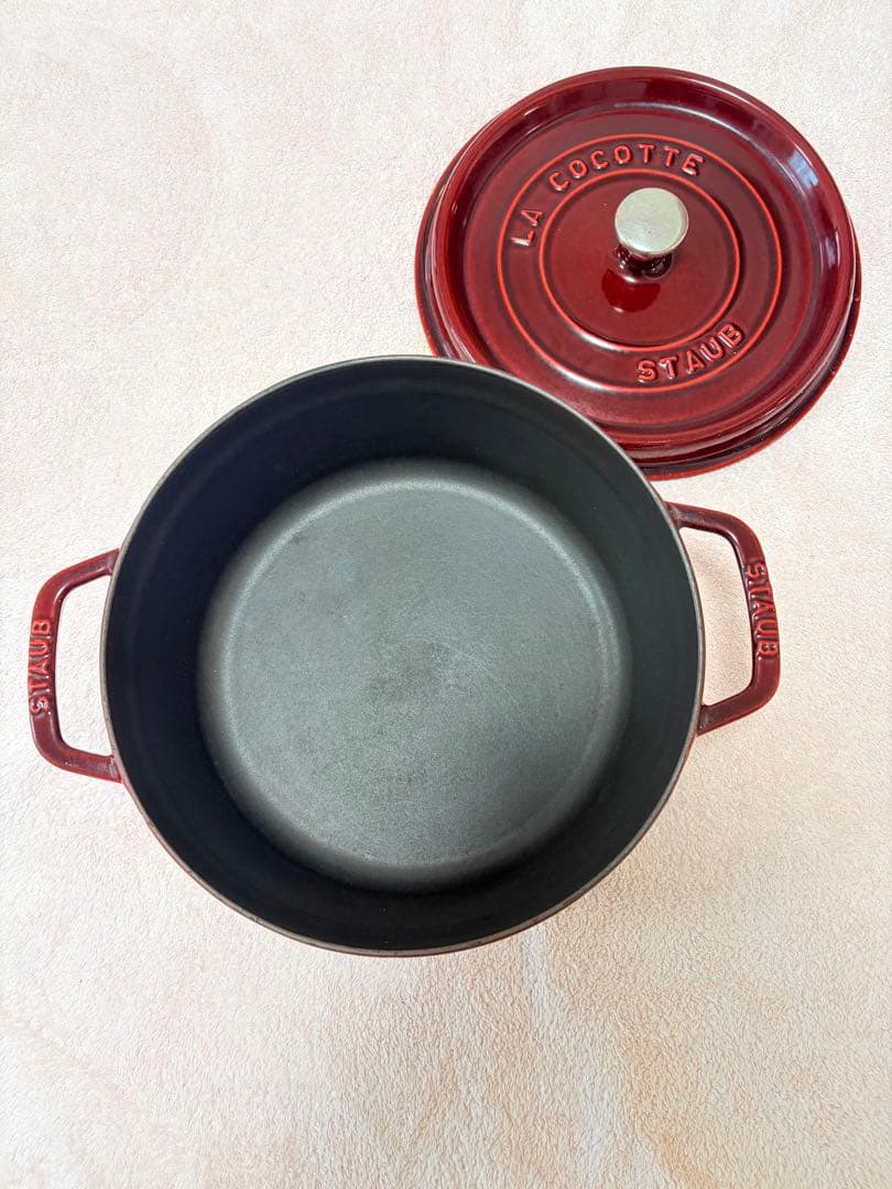 STAUB ストウブ ラ・ココット 24cm グラナダレッド 鋳物 フランス製