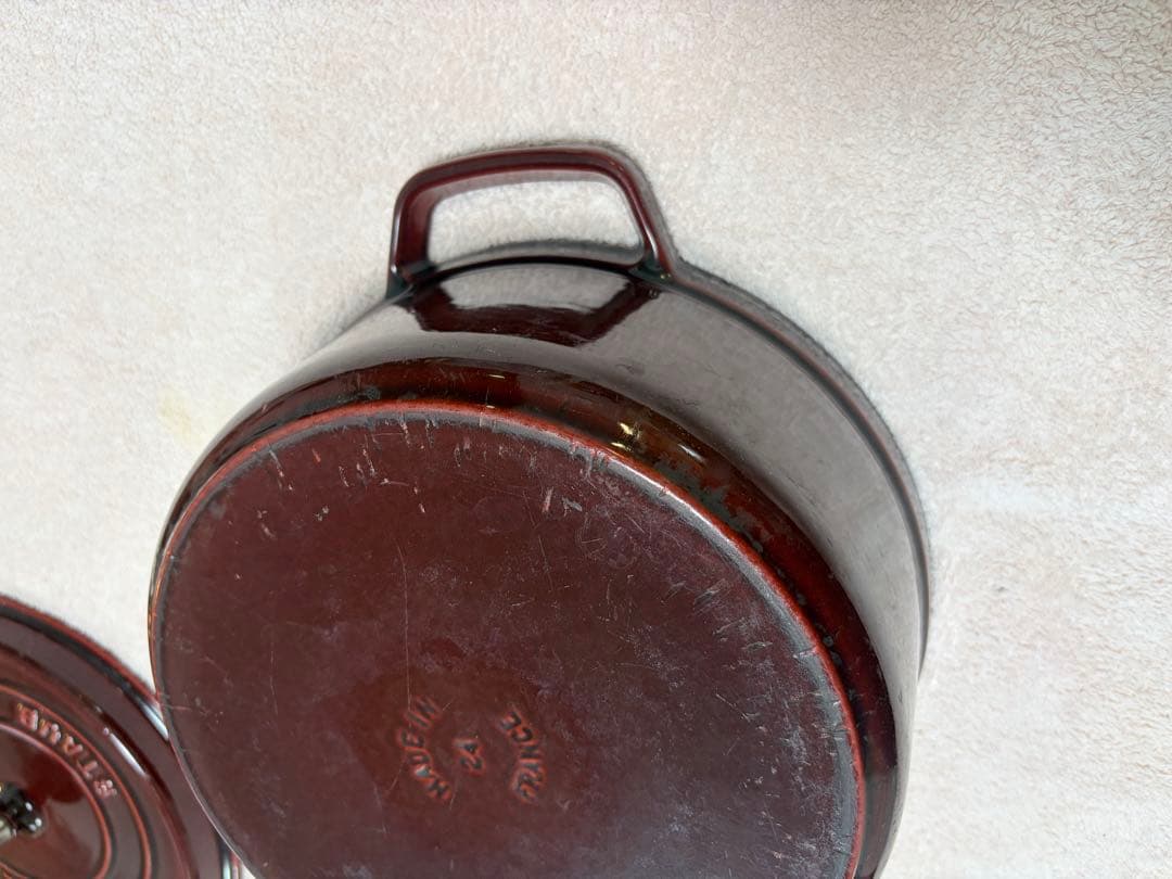 STAUB ストウブ ラ・ココット 24cm グラナダレッド 鋳物 フランス製