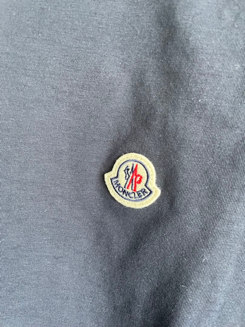 【新品】新作！MONCLER Tシャツ　ネイビー　14A
