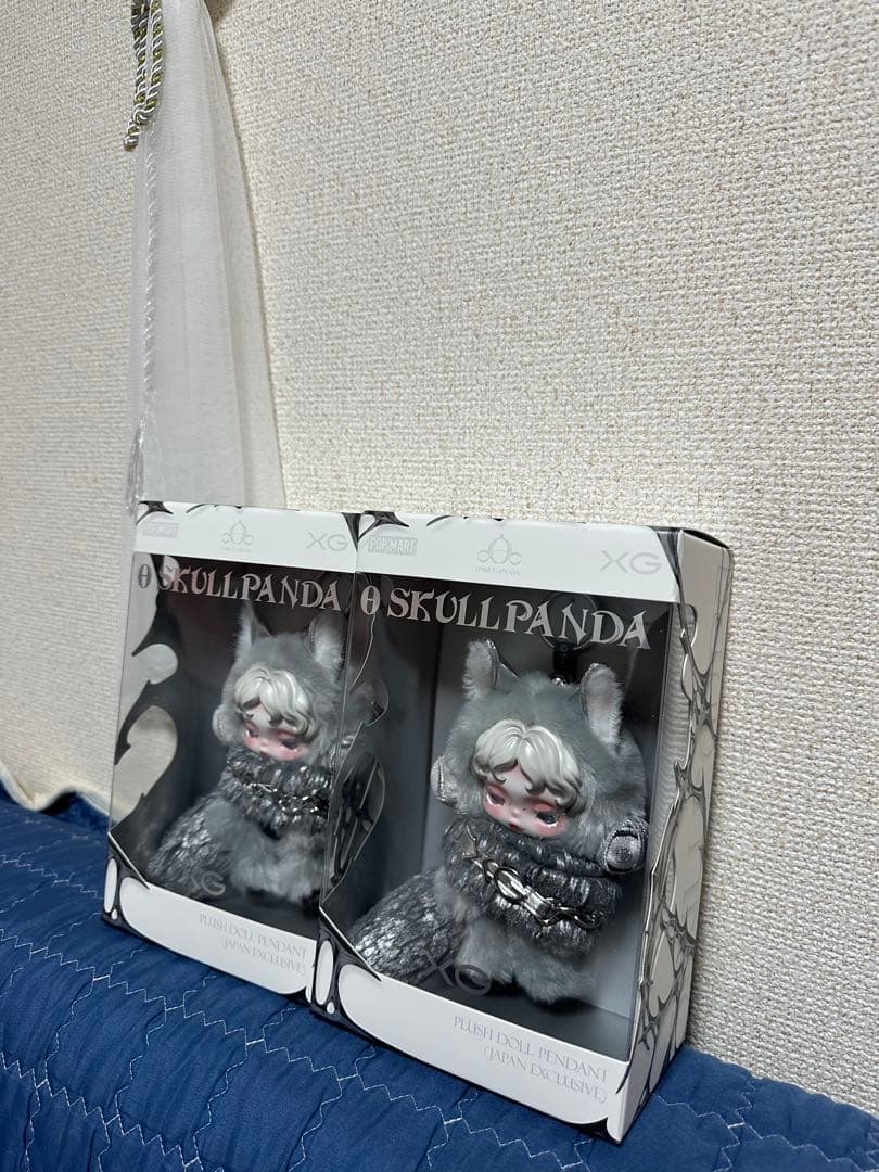 正規品POPMART SKULLPANDA XG ぬいぐるみペンダント2個セット
