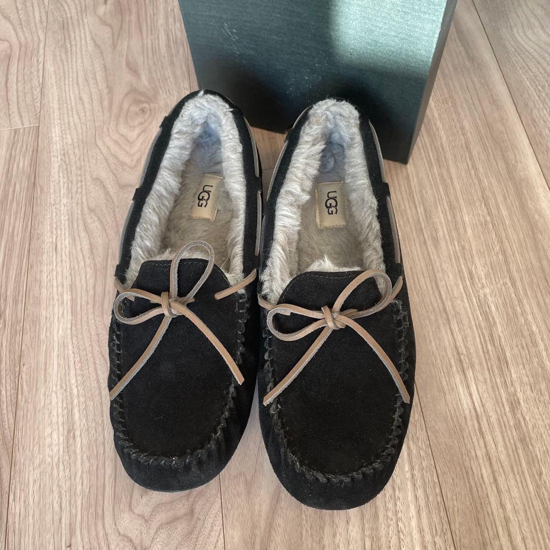 UGG モカシン　28cm　スエード　ムートンシューズ　スリッポン　ブラック　黒