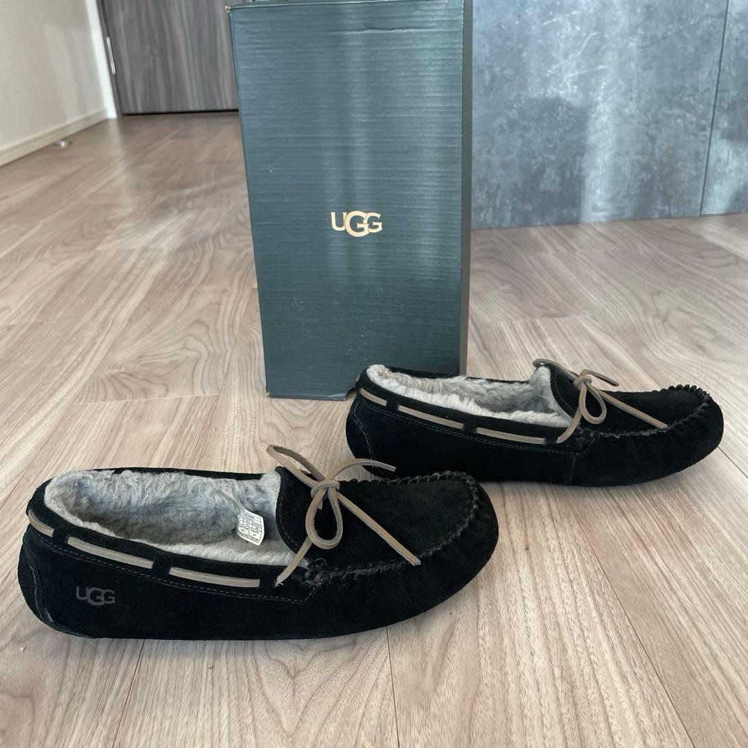UGG モカシン　28cm　スエード　ムートンシューズ　スリッポン　ブラック　黒