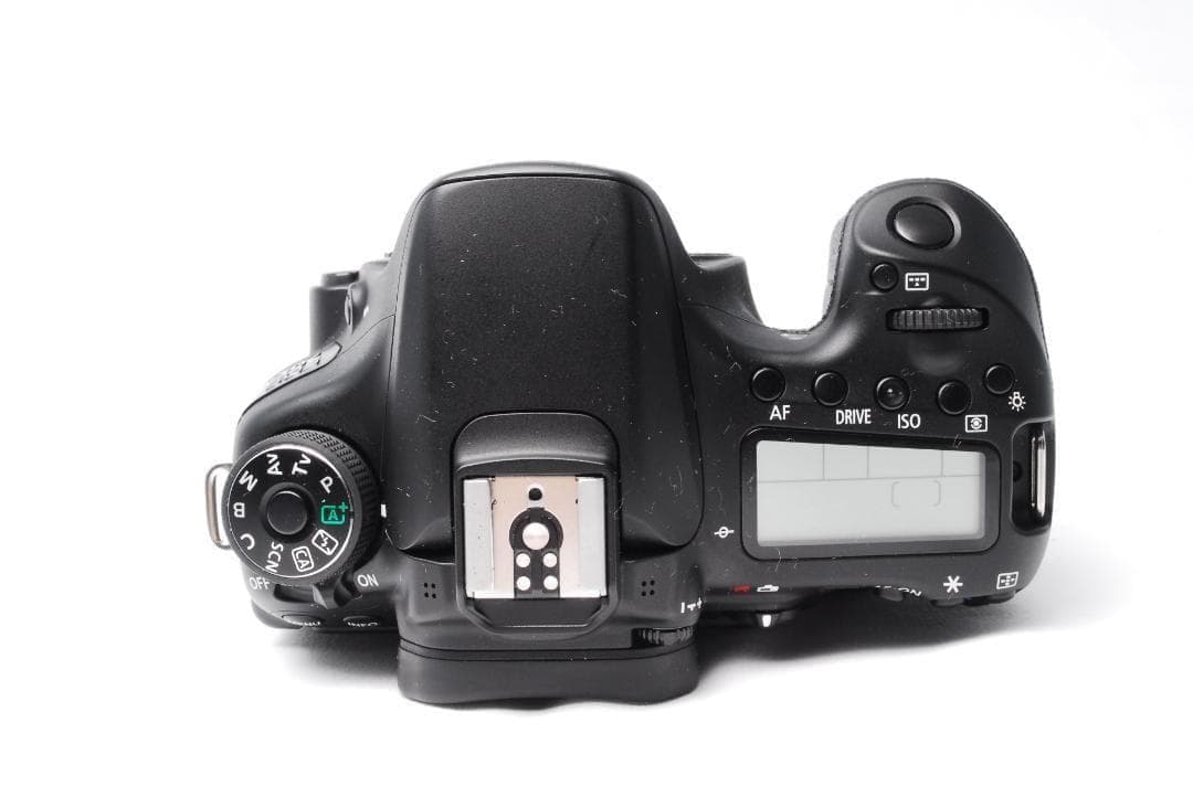 【新品級】Canon EOS 70D デジタル一眼レフ Wi-Fi付き 人気機種