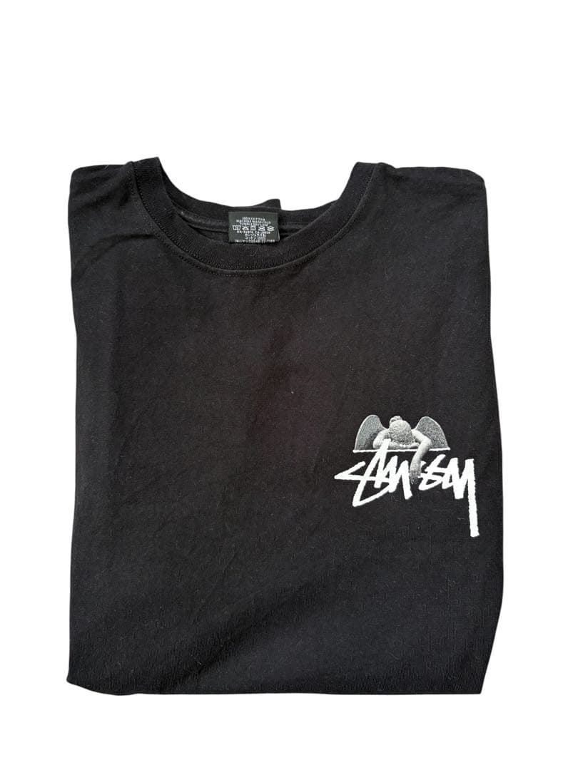 Stussy 黒 Tシャツ 前面ロゴ付き
