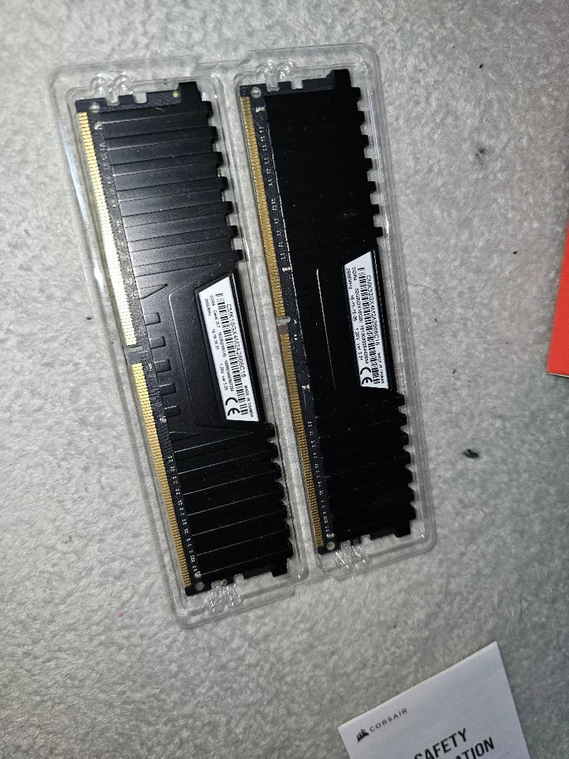 ジャンク　DDR4 2666 32GB メモリー