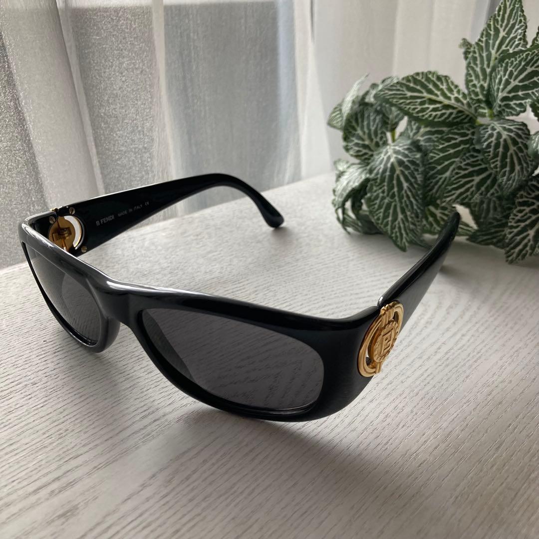 【FENDI】 メタルゴールドロゴ Vintage Sunglasses