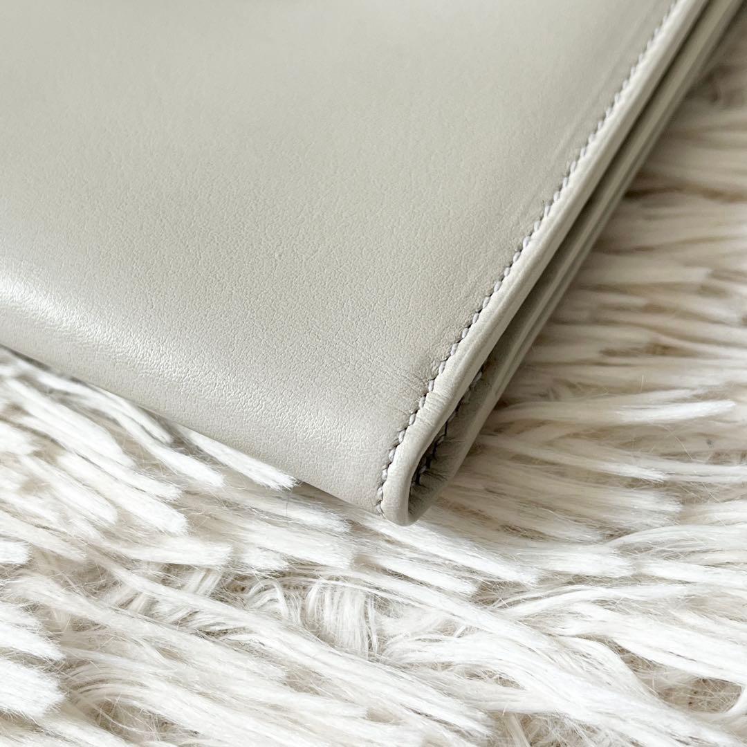 未使用品✨　BVLGARI　ブルガリ　チクラディ　二つ折り財布　レザー