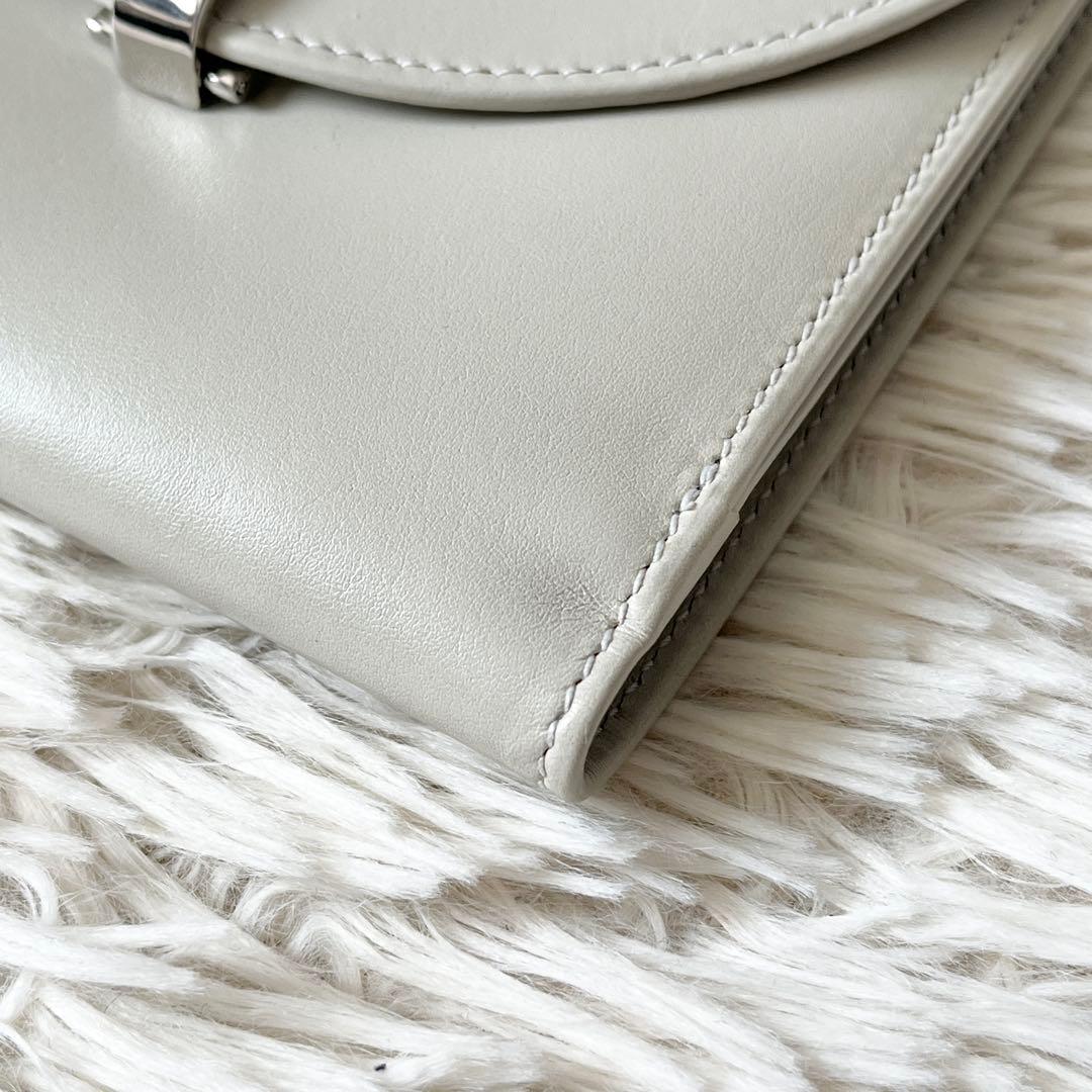 未使用品✨　BVLGARI　ブルガリ　チクラディ　二つ折り財布　レザー
