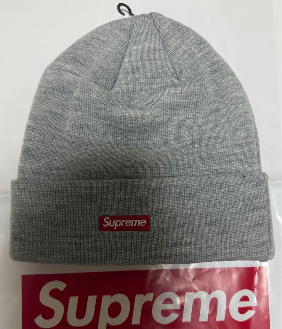ふ*ん様 Supreme New Era S Logo Beanie “Grey