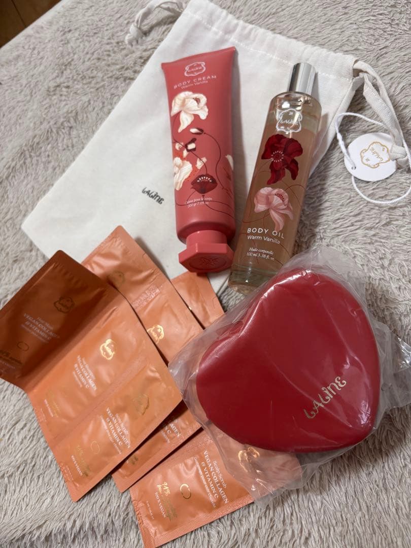 7点セット　Laline ボディクリーム＆オイル　Warm Vanilla