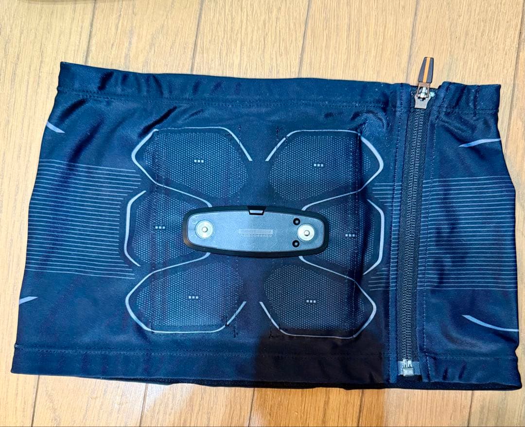 SIXPAD パワースーツ アブズ Mサイズ　コアベルト