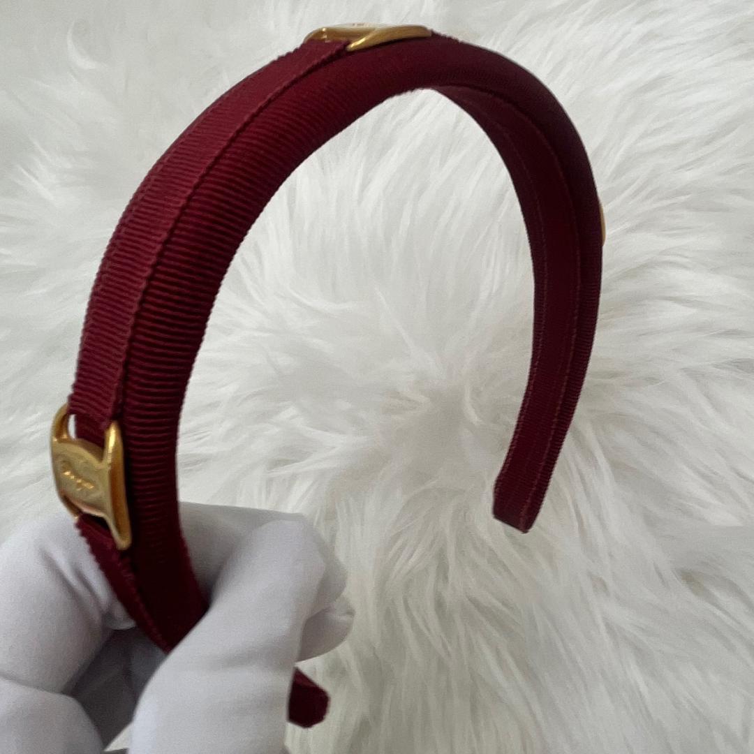 希少品美品✨Ferragamo フェラガモ カチューシャ　レッド　ロゴプレート