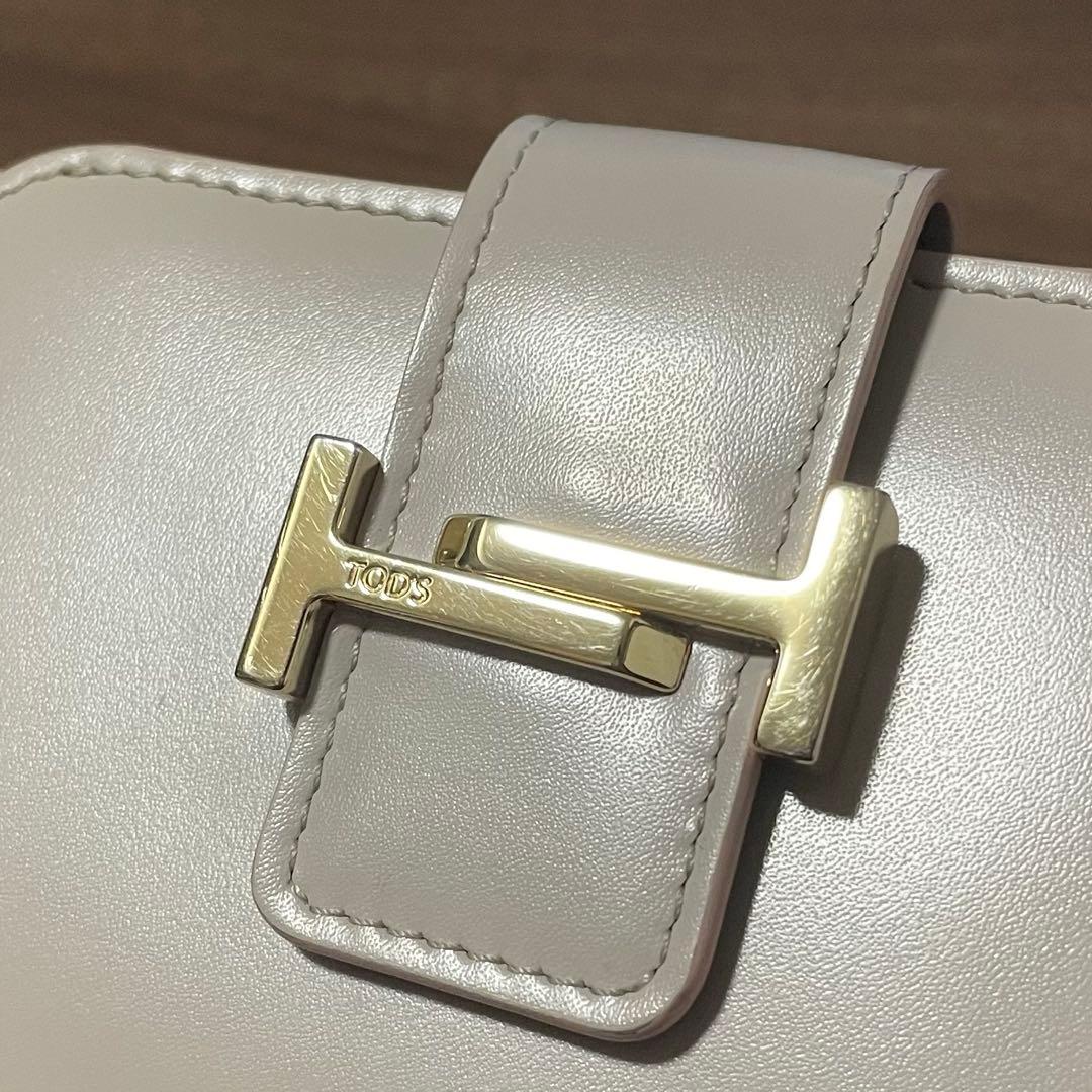 TOD'S ダブルT 二つ折り財布　本革　正規品　美品