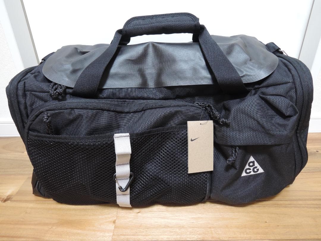 新品 NIKE ACG ダッフルバッグ \"DAYMAX\" ボストンバッグ