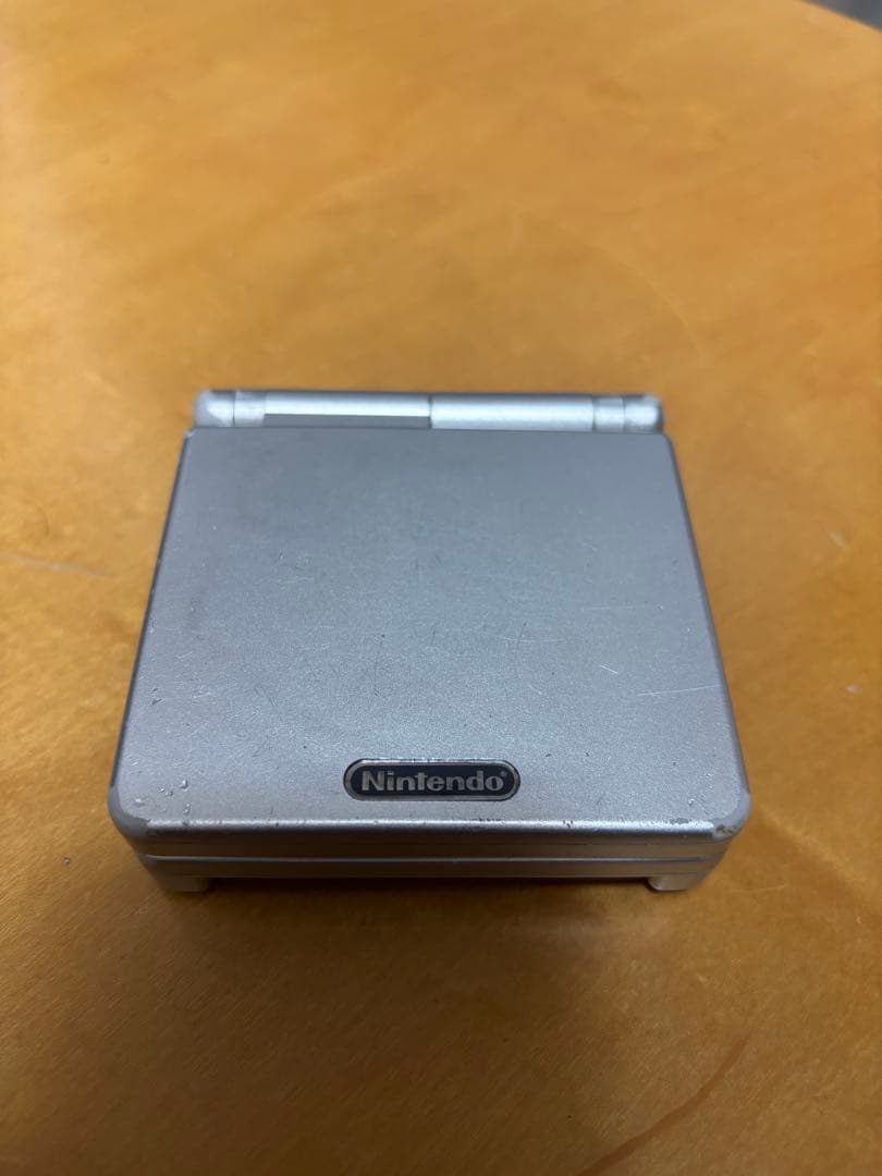 ゲームボーイアドバンスSP プラチナシルバー