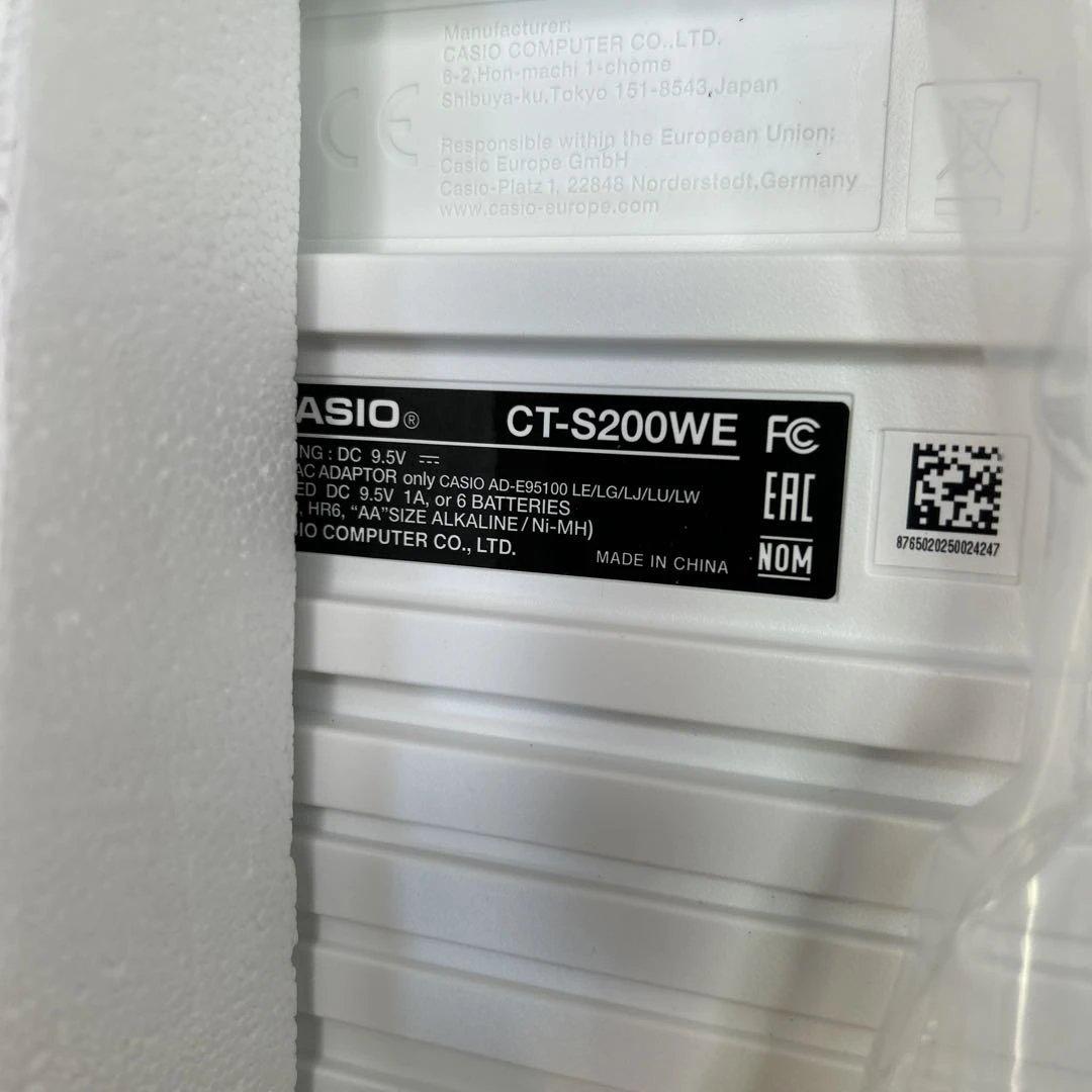 7343【未使用】CASIO CT-S200WE キーボード 2025年製