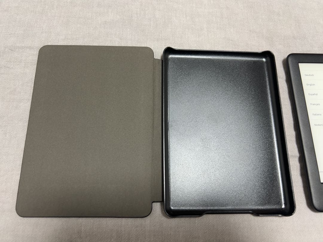 【第10世代】Kindle本体8GB Wi-Fi 広告なし 画面シール カバー付