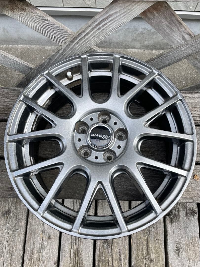 16インチ6.5J ホイール メタルグレー