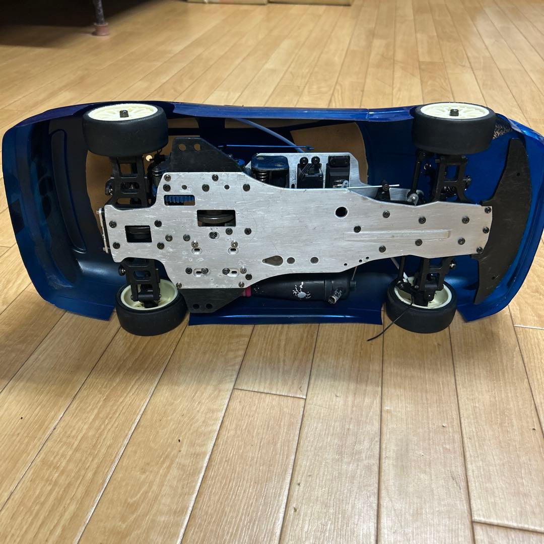 京商エンジンラジコンカー　シルエイティボディ　ジャンク動作未確認