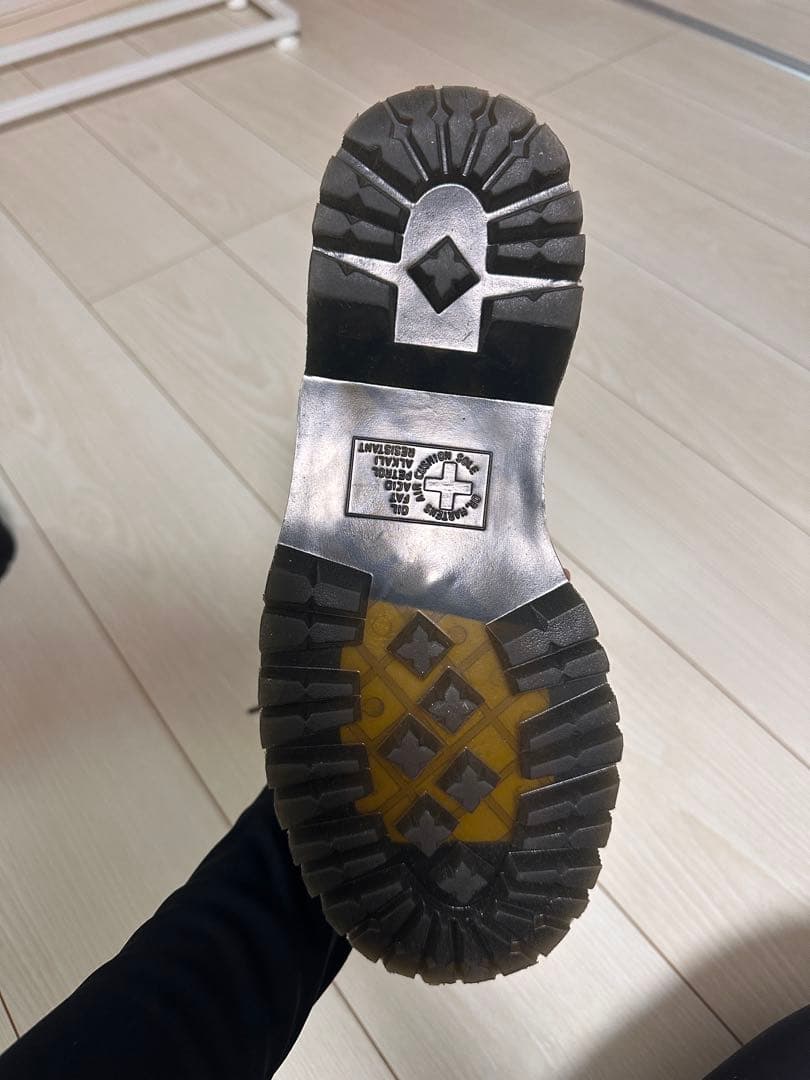 Dr. Martens ジッパー付きブーツ ブラック（ヴィーガン・シンクレーア）