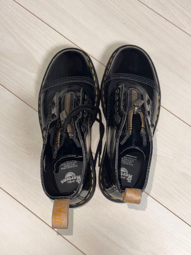 Dr. Martens ジッパー付きブーツ ブラック（ヴィーガン・シンクレーア）