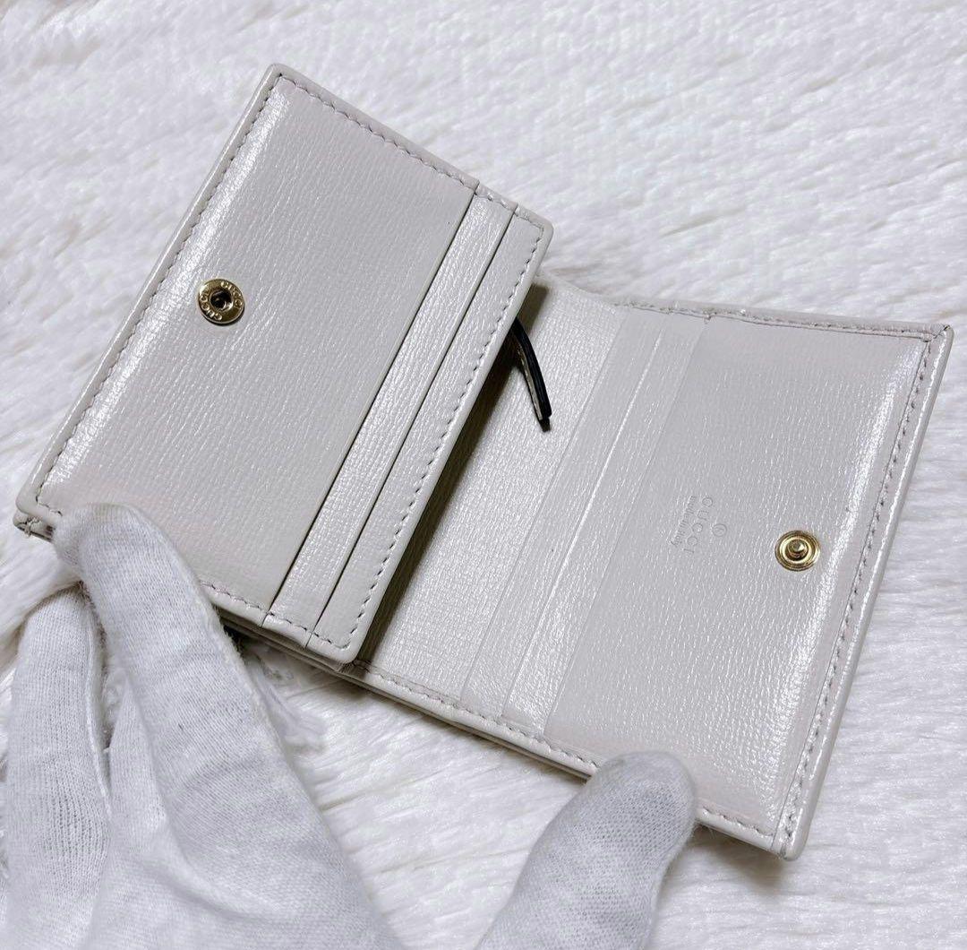 極美品　グッチ 二つ折り財布 ホースビット GGスプリーム 金具 ロゴ
