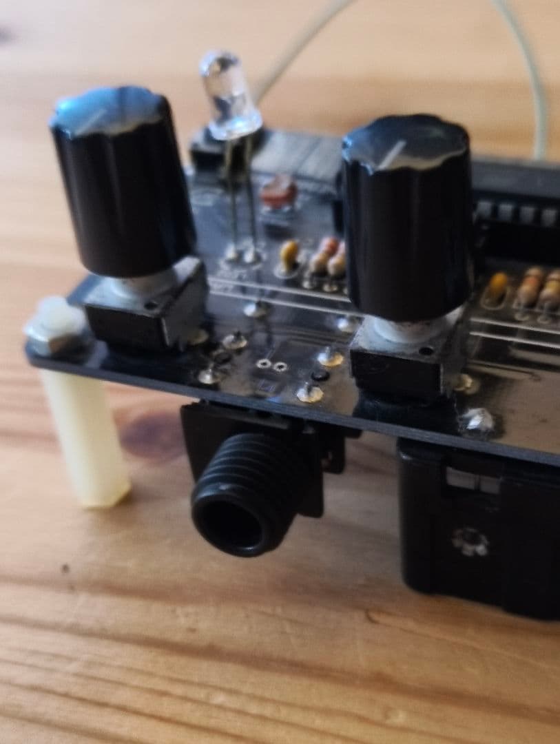 鍵盤楽器 BLEEP LABS NEBULOPHONE