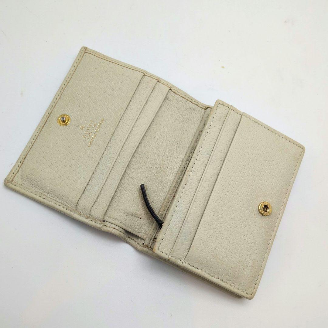 【限定モデル】GUCCI二つ折り財布マーモントホワイトフローラ　ゴールド金具
