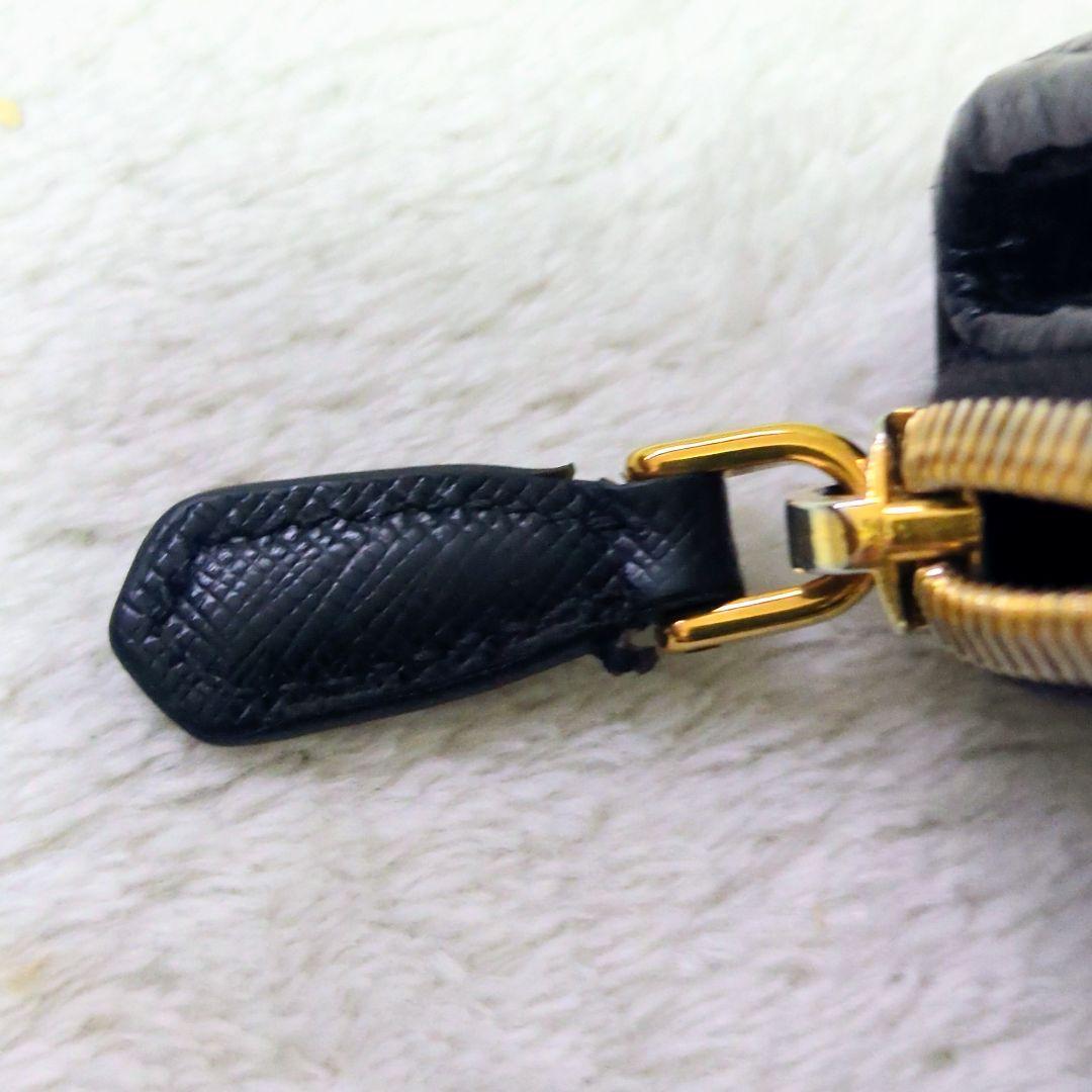 【PRADA プラダ】サフィアーノレザー 二つ折り財布 ブラック