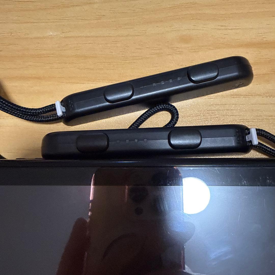 Nintendo Switch 本体 ピカチュウイーブイカラージョイコン付き