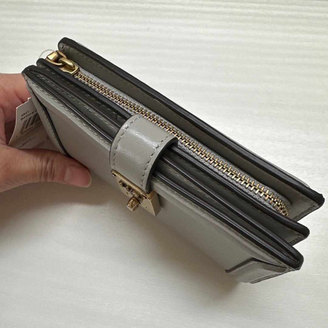 【未使用】COACH グレー 二つ折り財布