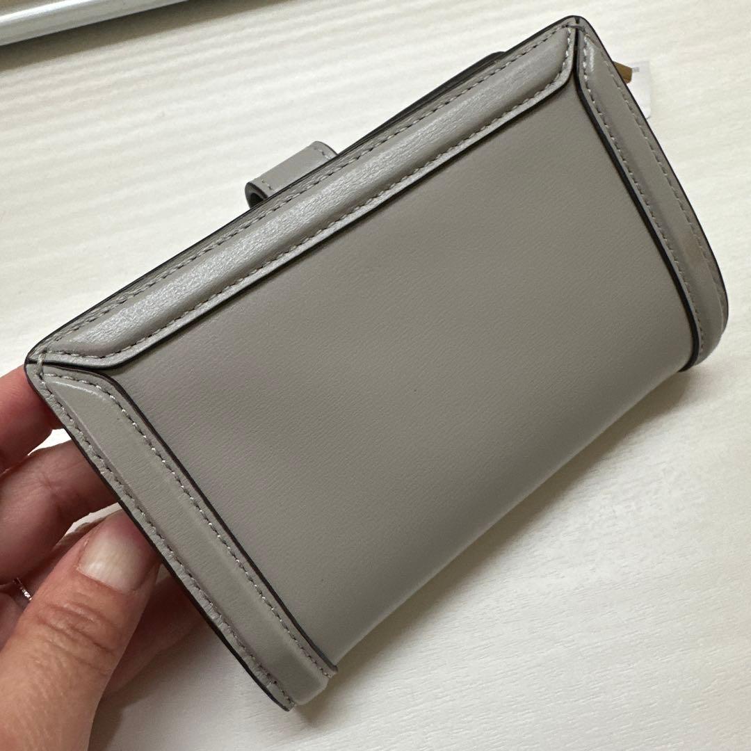 【未使用】COACH グレー 二つ折り財布