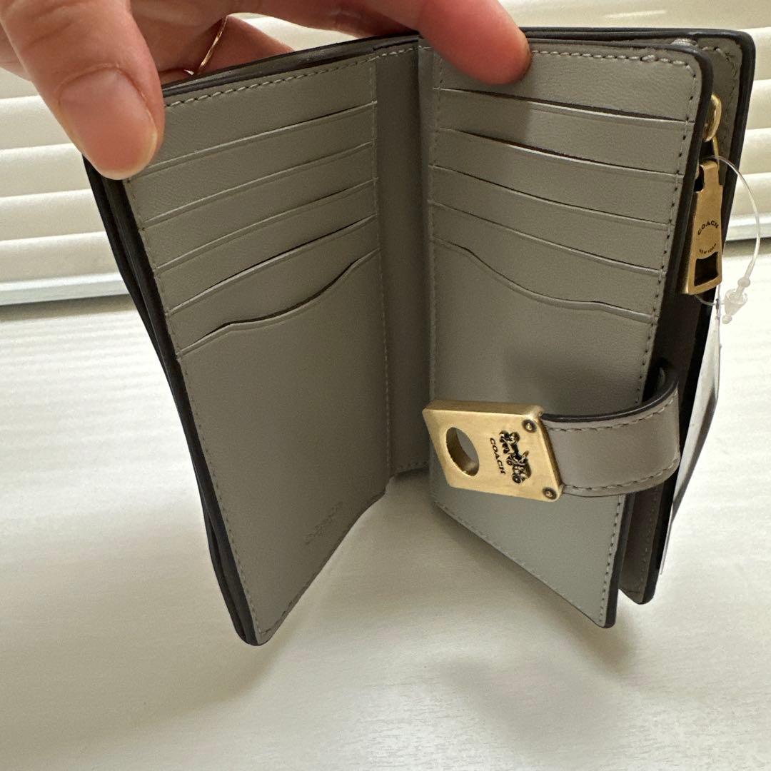 【未使用】COACH グレー 二つ折り財布