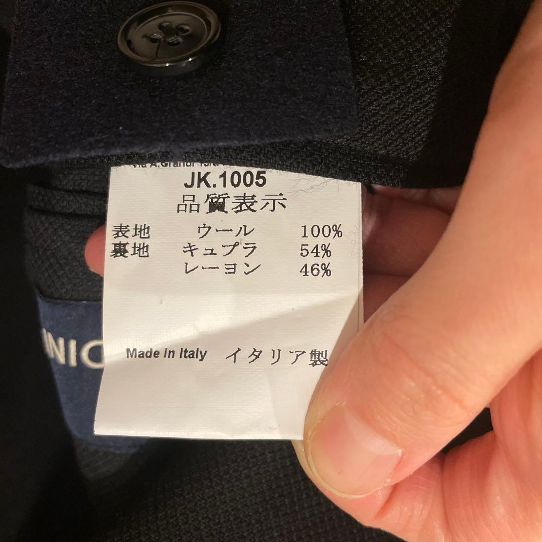 LARDINI. ブラック テーラードジャケット フラワーピン付き
