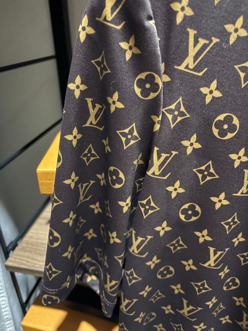 Louis Vuitton ロゴプリント 半袖Tシャツ　モノグラム　Lサイズ