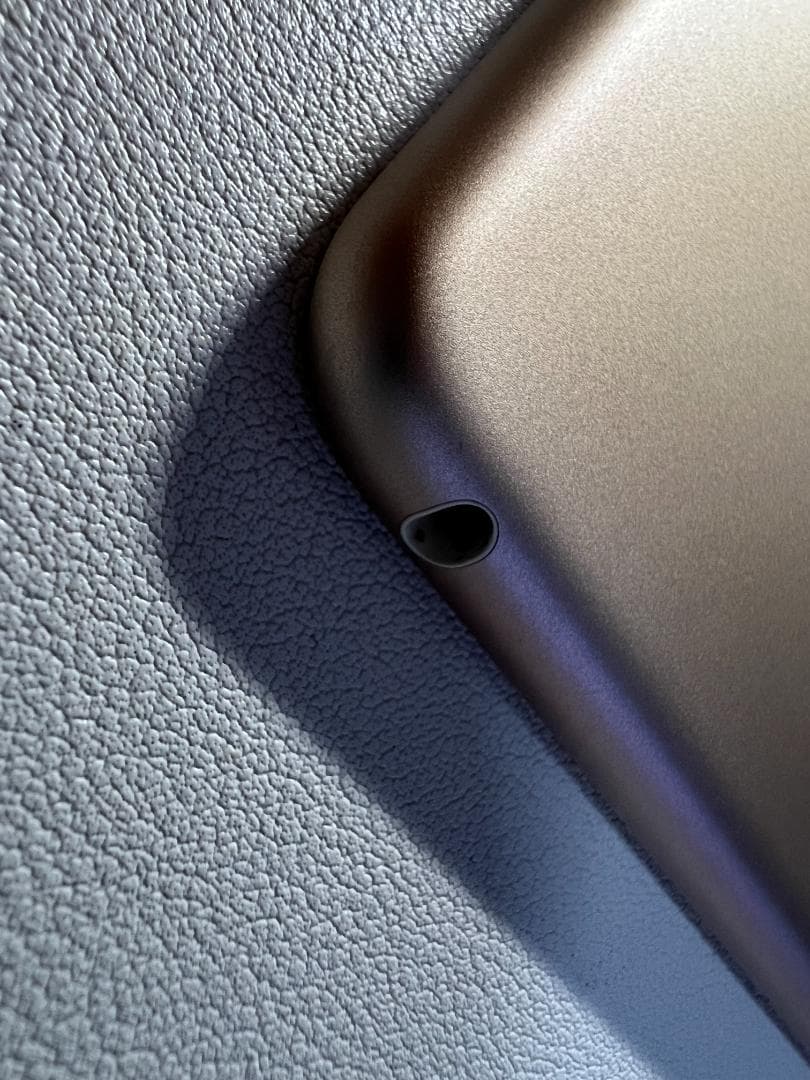 Apple iPad mini 4 Wi-Fiモデル 16GB MK9J2J/A