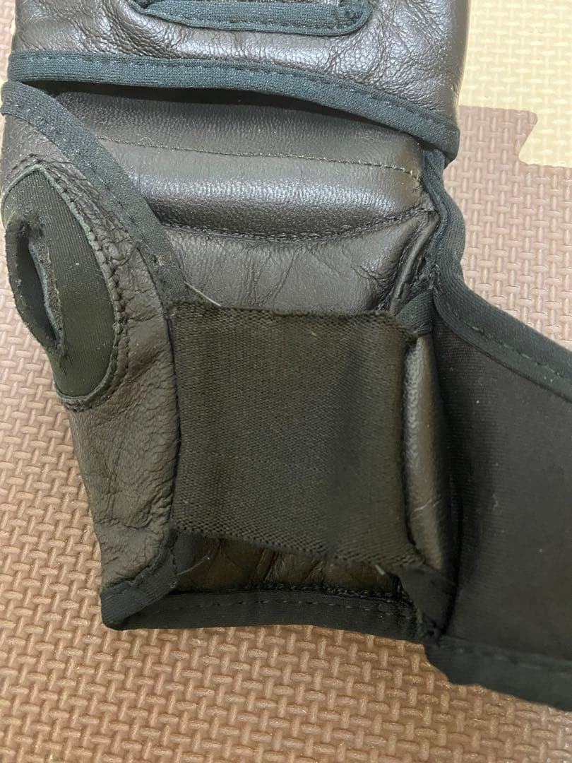 GLADIATOR ボクシンググローブ MMAグローブ BODYMAKER