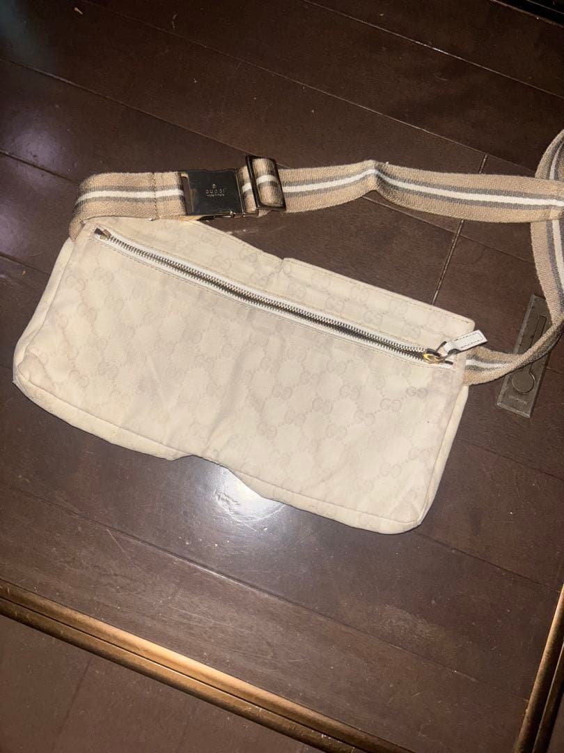 Gucci ショルダーバッグ