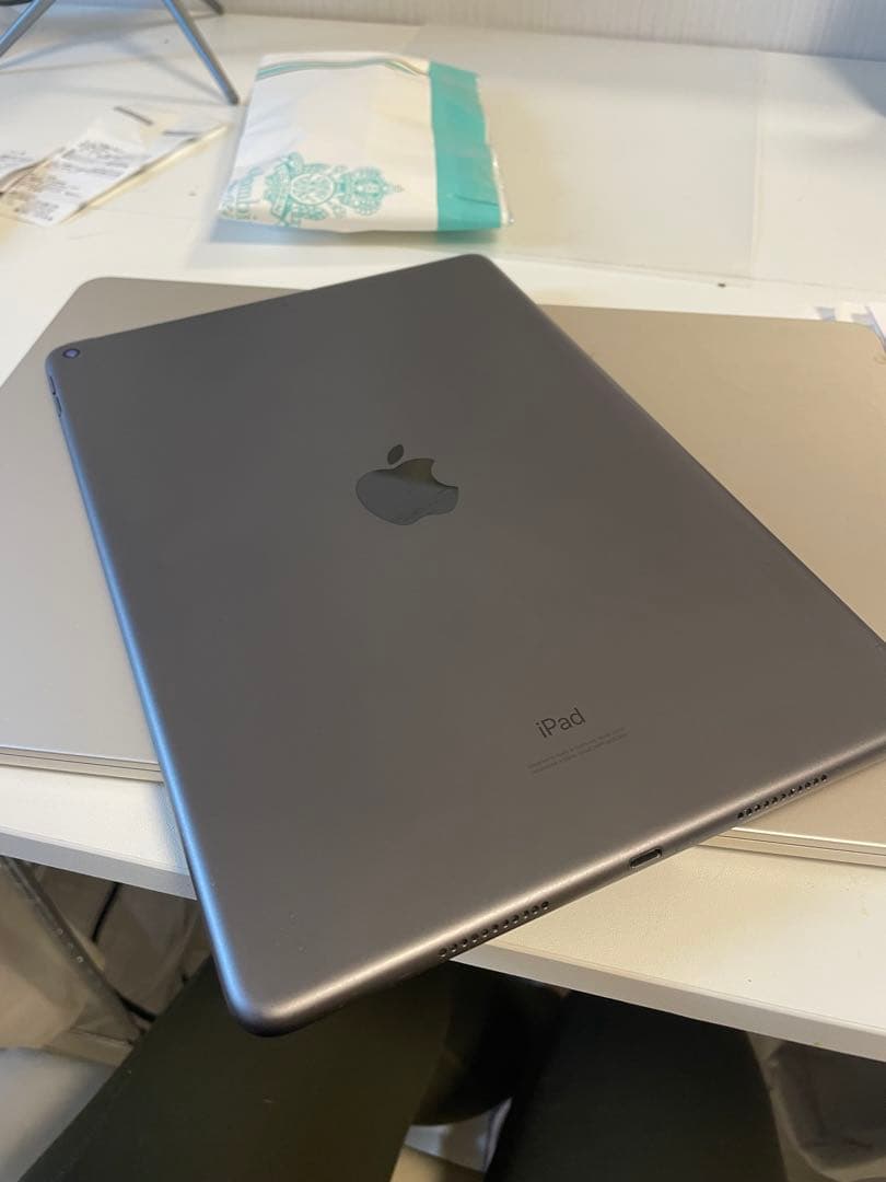 iPad Air 第3世代　ケース付き