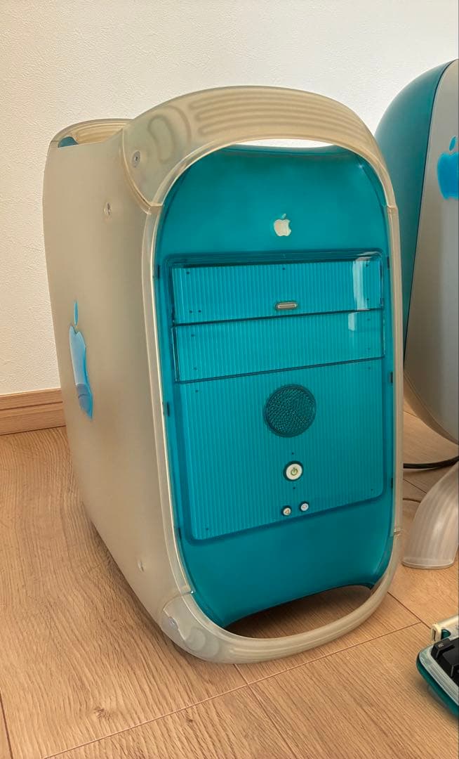 Apple Power Macintosh G3 クリアブルー